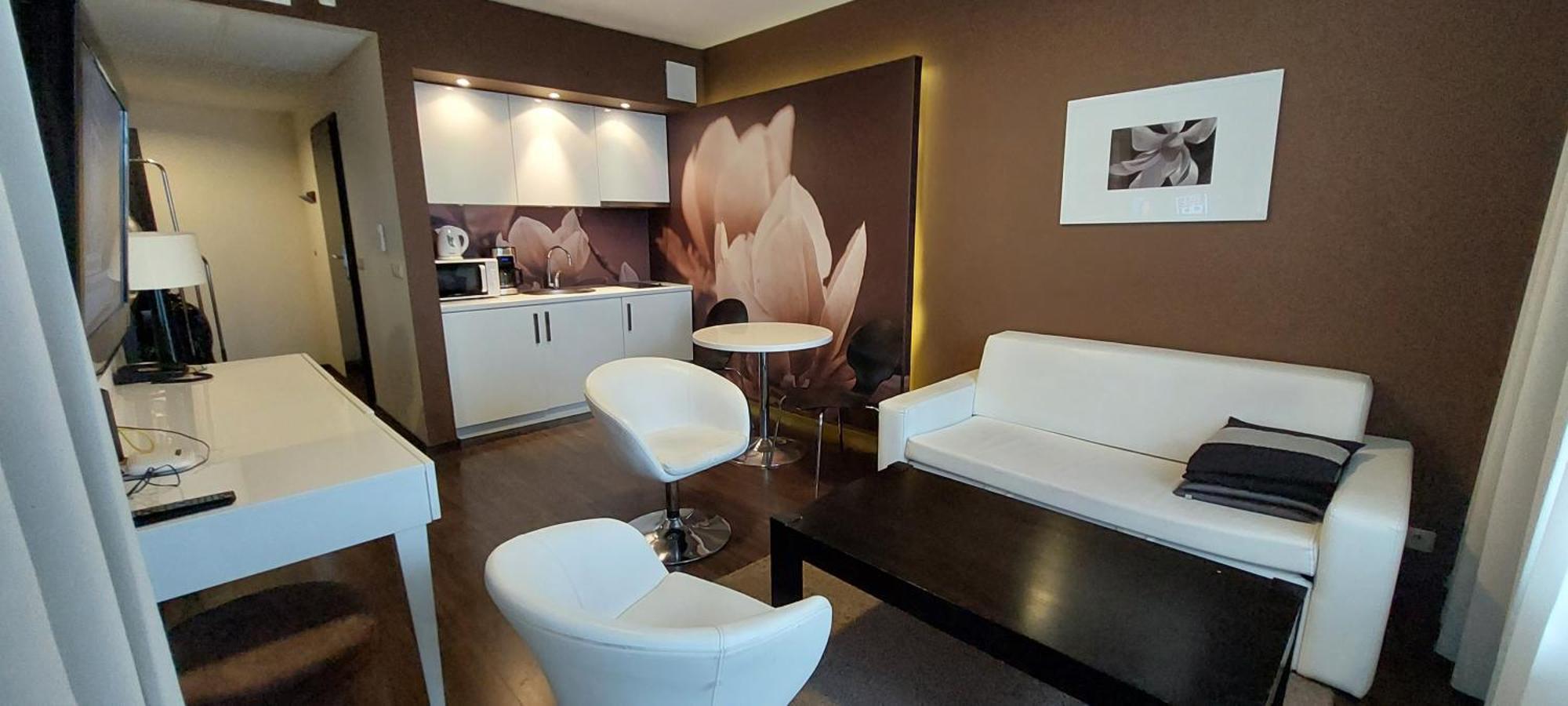 Apartament 2 Pokojowy Prywatny Z Aneksem Kuchennym W Hotelu Diva Kolobrzeg Exterior photo
